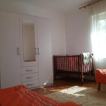 Mirjana *