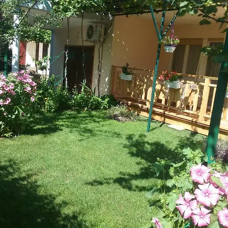 Mirjana Apartment *